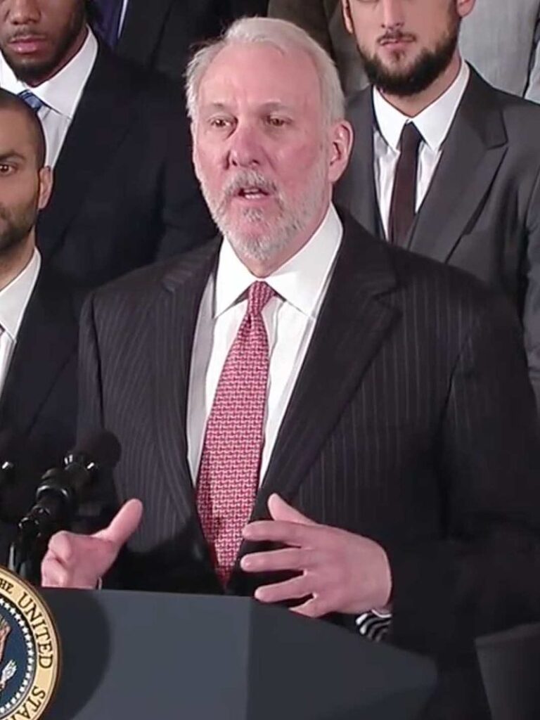 Gregg Popovich speaks at the White House 2015 01 12 cropped