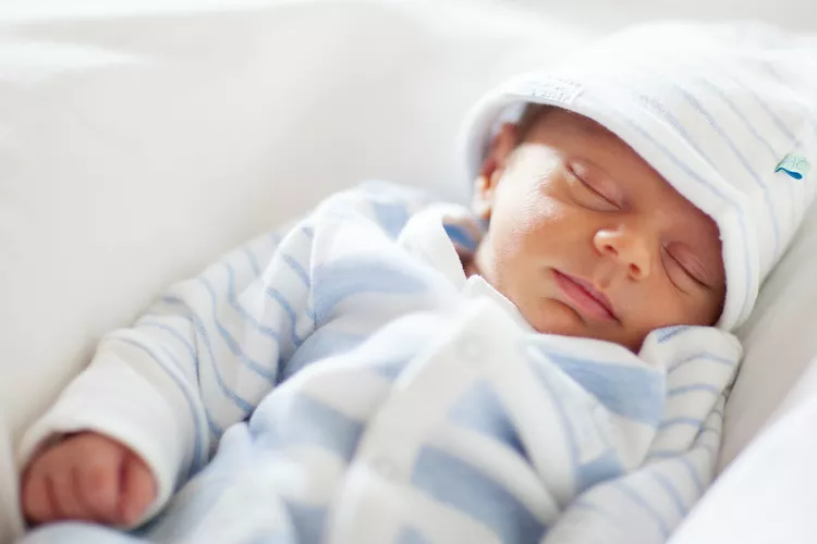 Bundle Up the Cuteness: Top Tips for Newborn Winter Care