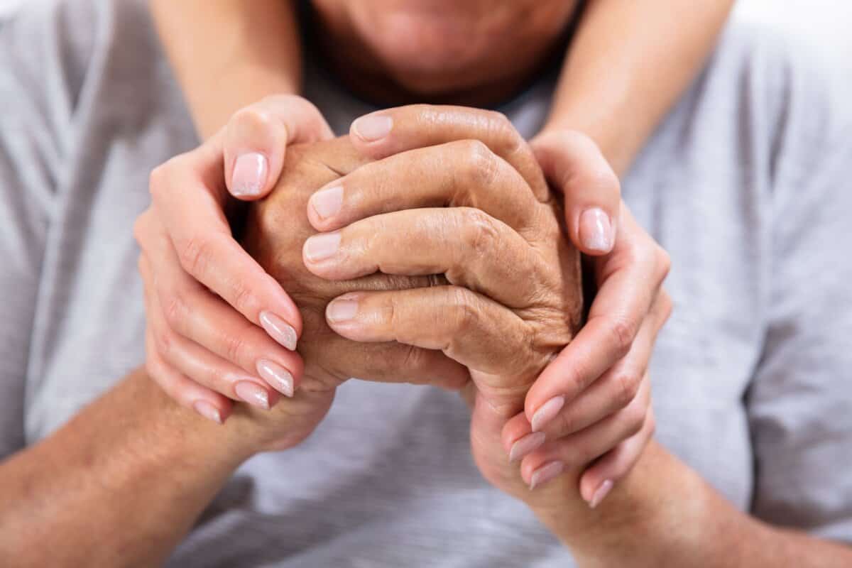 Alzheimer’s Caregiver Mental Health: Protecting Yourself on This Journey